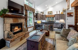 2832 Kinnickinnick Road, Vail, CO 81657