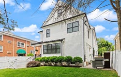 218 Hillside Ave, Needham, MA 02494
