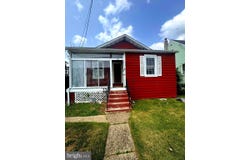 828 WOOD STREET, BURLINGTON, NJ 08016