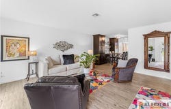 275 Convent Road, Monroe, NJ 08831