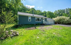 8669 Sisson Highway, Eden, NY 14057