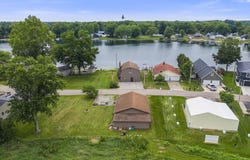 30 E Ireland Drive, North Manchester, IN 46962