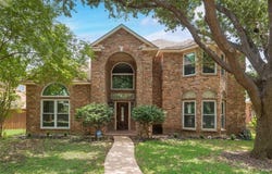3208 Greenglen Drive, Carrollton, TX 75007