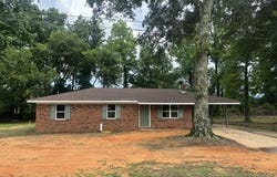 123 Granderson Drive, Columbus, MS 39702