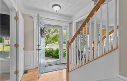 123 CASTLE ROCKS Road, Warwick, RI 02886