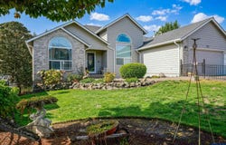 733 Sitka Deer Ct NW, Salem, OR 97304