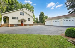 120 Oak Street, Moro, IL 62067