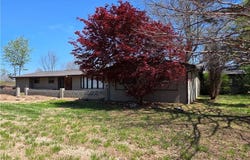 1 Meadow Lark  LN, Harrison, AR 72601