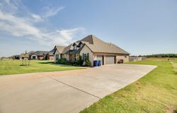 7005 Chisholm Ranch Dr, Enid, OK 73703