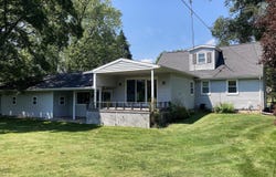503 W Gilson Street, Edmore, MI 48829