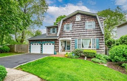 42 Forester Court, Northport, NY 11768