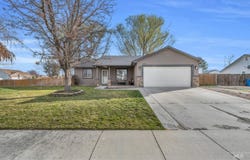 7269 E Nottingham Ln, Nampa, ID 83687-9459