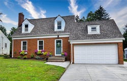 6525 E Pleasant Valley Road, Independence, OH 44131