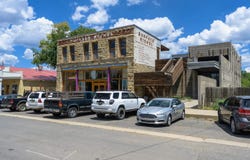 321 9th Street E, Cimarron, NM 97714