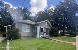 74 Lafayette St, Alexander City, AL 35010