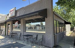 218 E Vistula Street, Bristol, IN 46507-8613