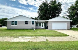 1127 Diagonal Road, Worthington, MN 56187