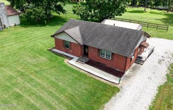 110 Tanner Rd, Hodgenville, KY 42748