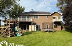 11 Oak Lake Drive, Algona, IA 50511