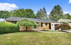 20 Baltimore Drive NE, Grand Rapids, MI 49503