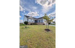 73 PERSPECTIVE Place, HEDGESVILLE, WV 25427