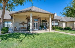 10278 E San Jose Avenue, Clovis, CA 93619