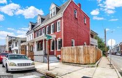 217 S WEST STREET, YORK, PA 17401