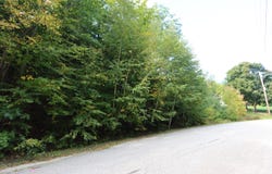 87 Par Four Drive, Auburn, ME 04210