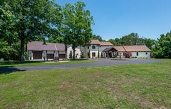 593 Peck Hollow Road, Rogersville, MO 65742