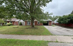 1633 E 33rd Place, Hobart, IN 46342