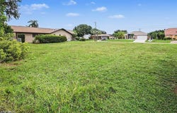 316 SE 21st Avenue, Cape Coral, FL 33990