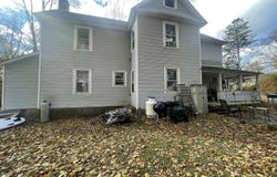 41 Pearl St, Great Barrington, MA 01230