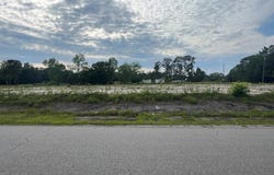 2032 2032 Thurgood Marshall, Kingstree, SC 29556