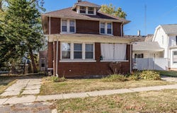 806 S Oak, FREEPORT, IL 61032