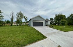 10204 Siena Drive, Peculiar, MO 64078