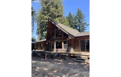 8325 NE DOG RIDGE RD, Newberg, OR 97132