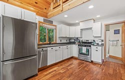 15 Savannah Trail, Naples, ME 04055
