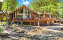 8733 Fraguero Rd, Sonora, CA 95370