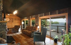 8921 Palm Rd, Britt, MN 55710