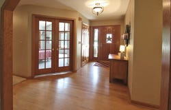 N52w14273 Thornhill Dr, Menomonee Falls, WI 53051