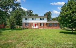 4121 Dover Street, Claremont, NC 28610