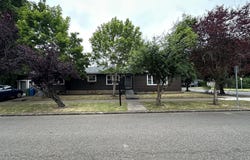612 4TH ST, Woodburn, OR 97071