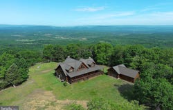299 HARMISONS BLUFF POINT, FORT ASHBY, WV 26719