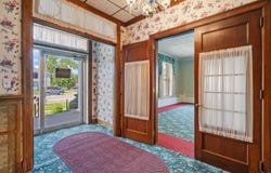 1304 Hammond Ave, Superior, WI 54880