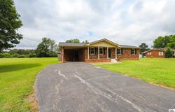 4807 Griggstown Rd, Calvert City, KY 42029
