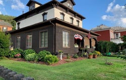 748 Commerce Street, Wellsburg, WV 26070