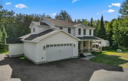 35 Drew Lane, Newport, ME 04953