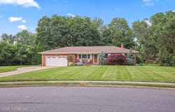 3 Mcelwaine Drive, Freehold, NJ 07728