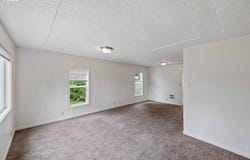 1806 THOMAS AVE, Coos Bay, OR 97420