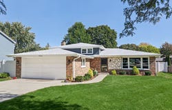 7701 Florence Avenue, Darien, IL 60561